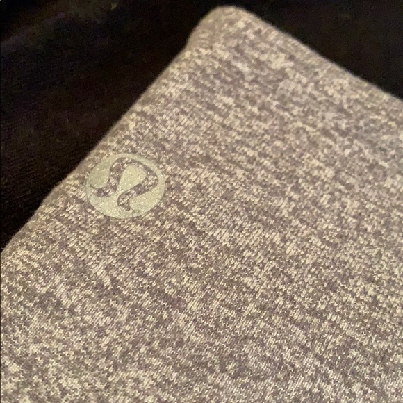 Lululemon Wunder under tight leggings yoga pants - Picture 2 of 3